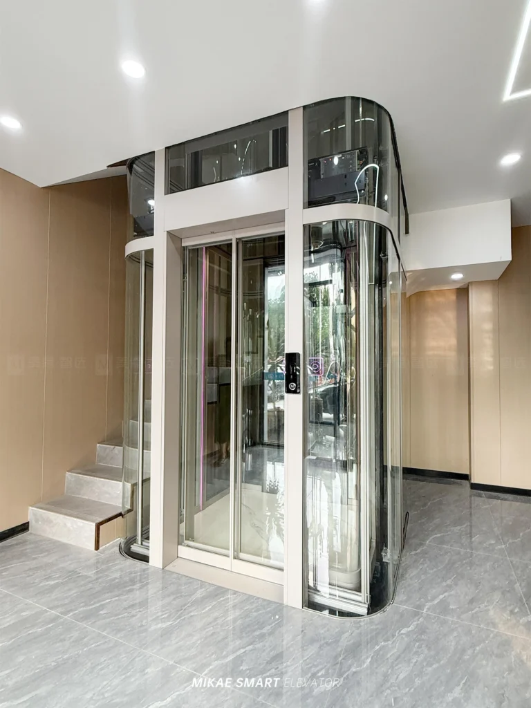 Townhouses Villa Elevator